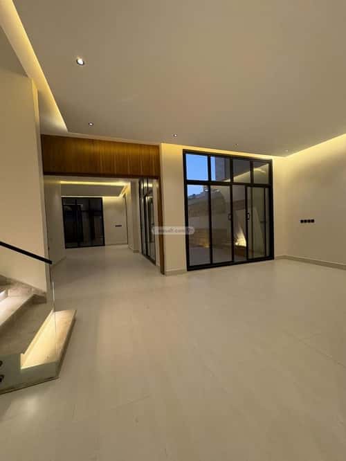 5 bedroom villa in Al Mahdiyyah 17