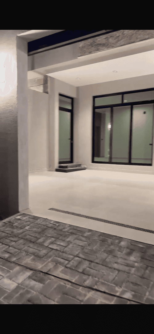 5 bedroom floor in Al Nahda 10