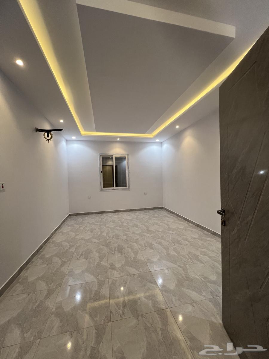 5 bedroom apartment in Al Ranuna 3