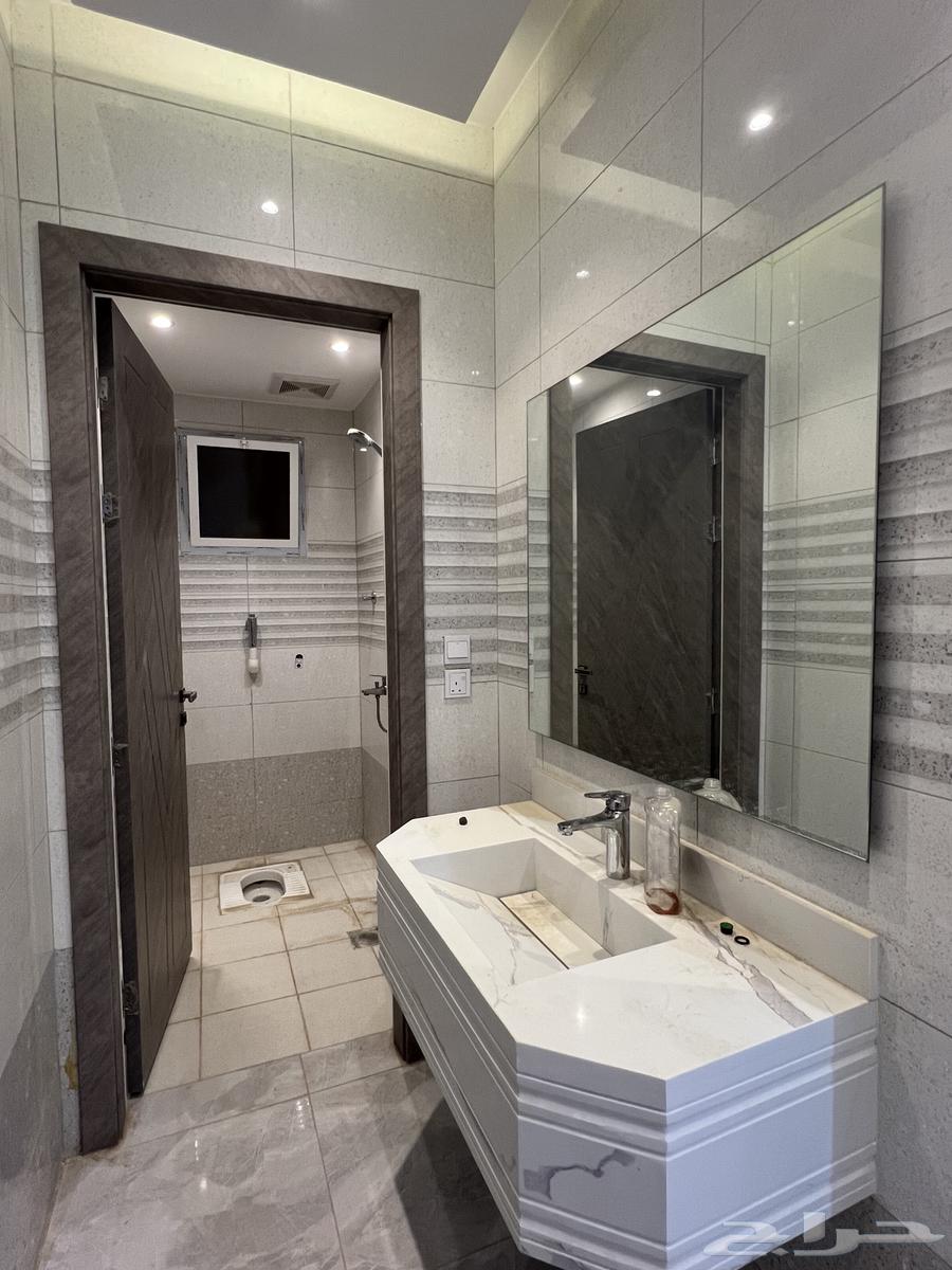 5 bedroom apartment in Al Ranuna 5