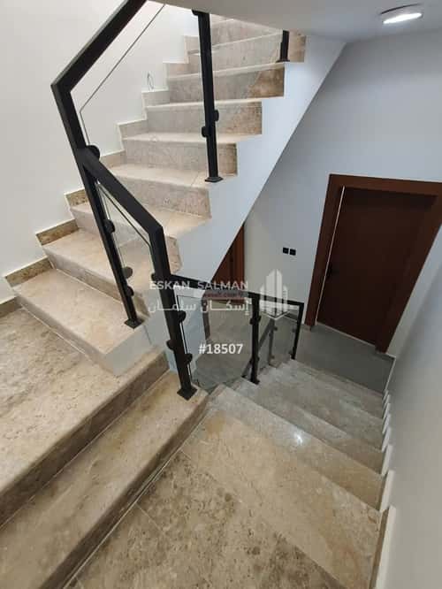 5 bedroom villa in Taibah 5