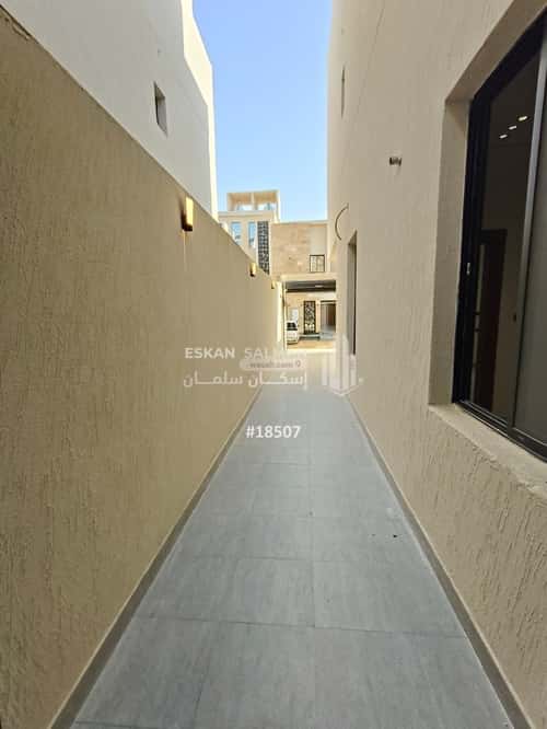 5 bedroom villa in Taibah 17