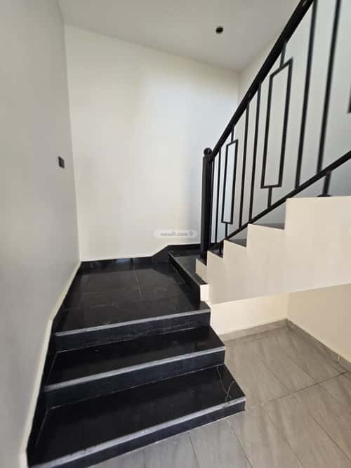 5 bedroom floor in Al Munsiyah 16