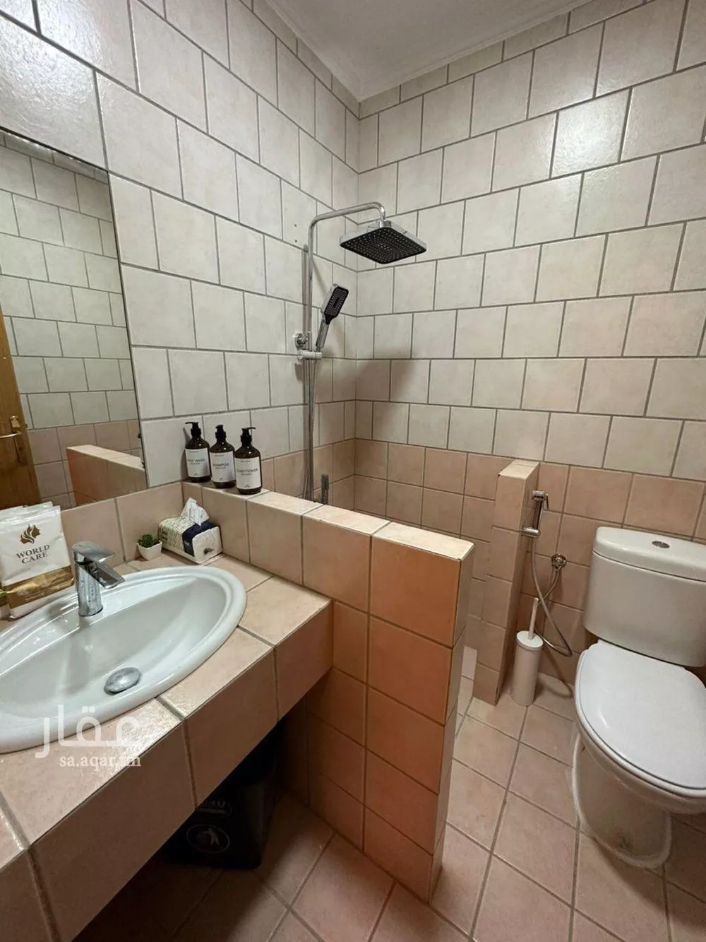 2 bedroom apartment in Al Aqiq 4