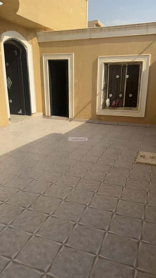 5 bedroom floor in Tuwaiq 10