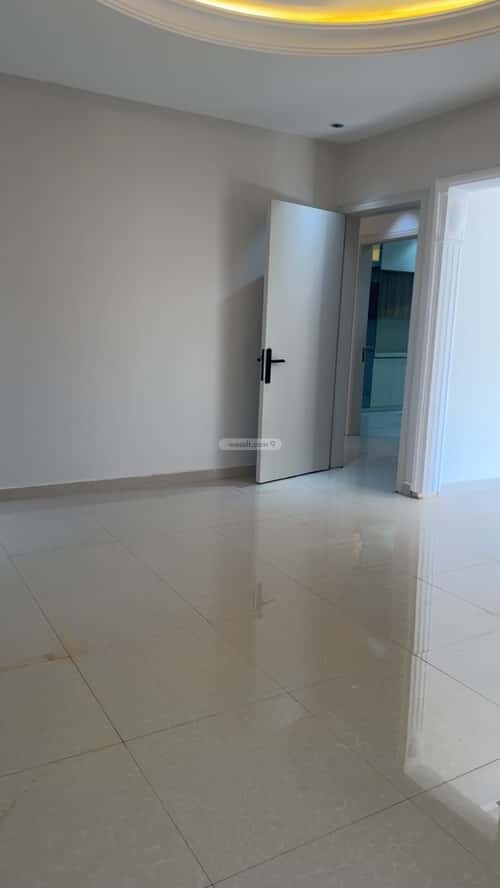5 bedroom floor in Tuwaiq 9