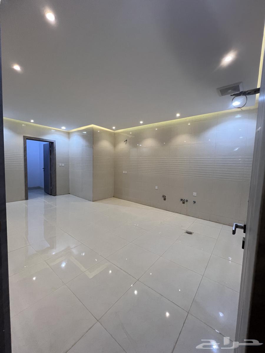 5 bedroom apartment in Al Ranuna 13