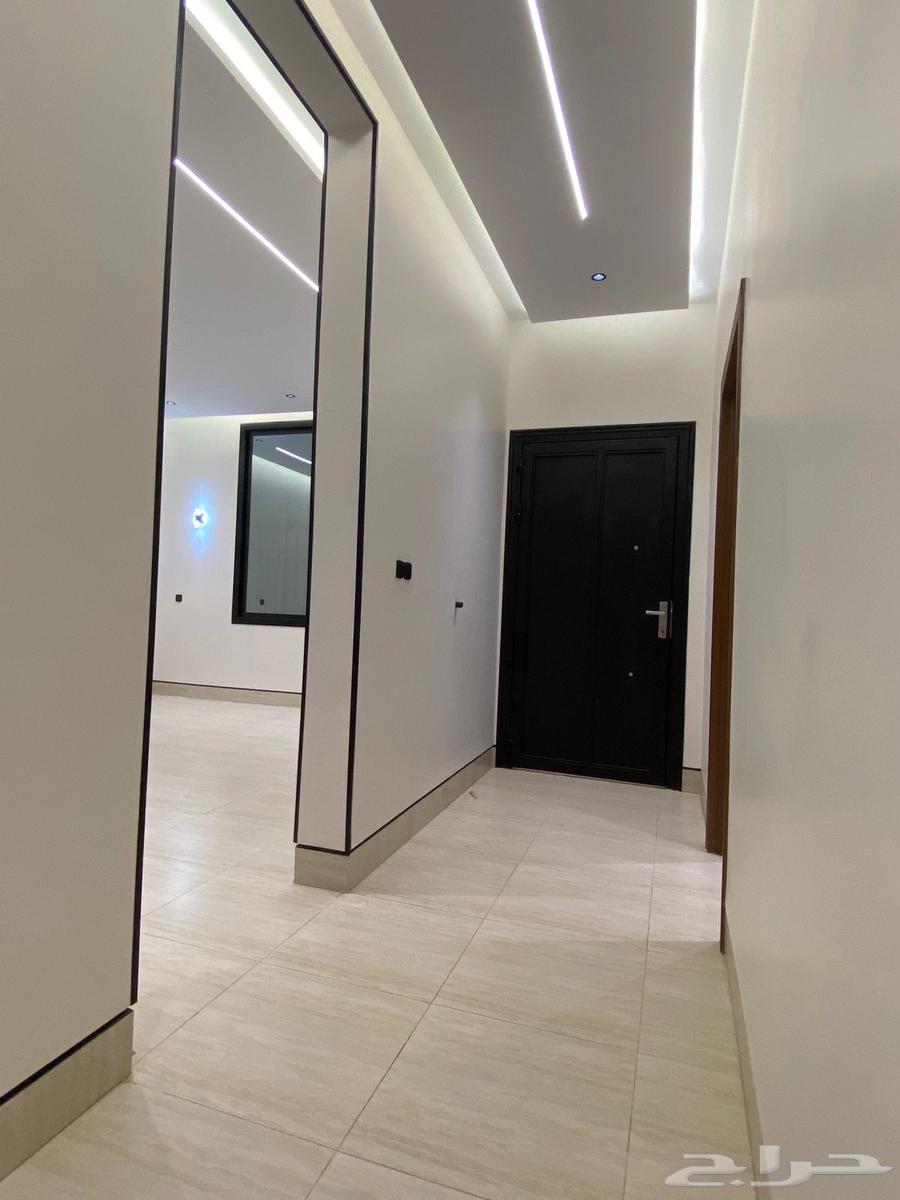 5 bedroom apartment in Al Difa 7