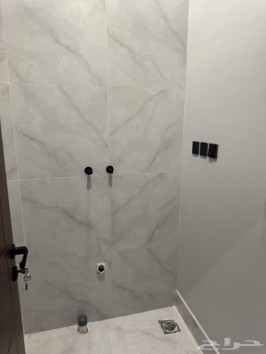 5 bedroom apartment in King Fahd 13