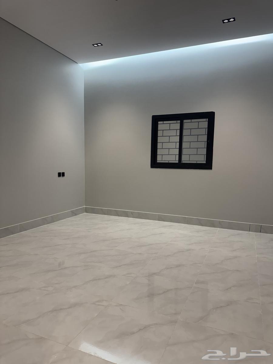 5 bedroom apartment in King Fahd 18