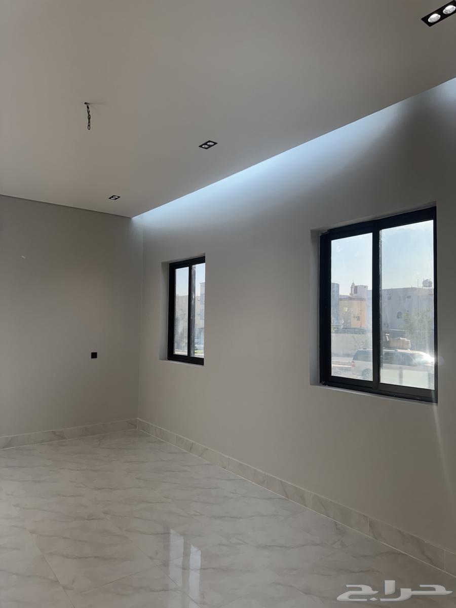 5 bedroom apartment in King Fahd 4