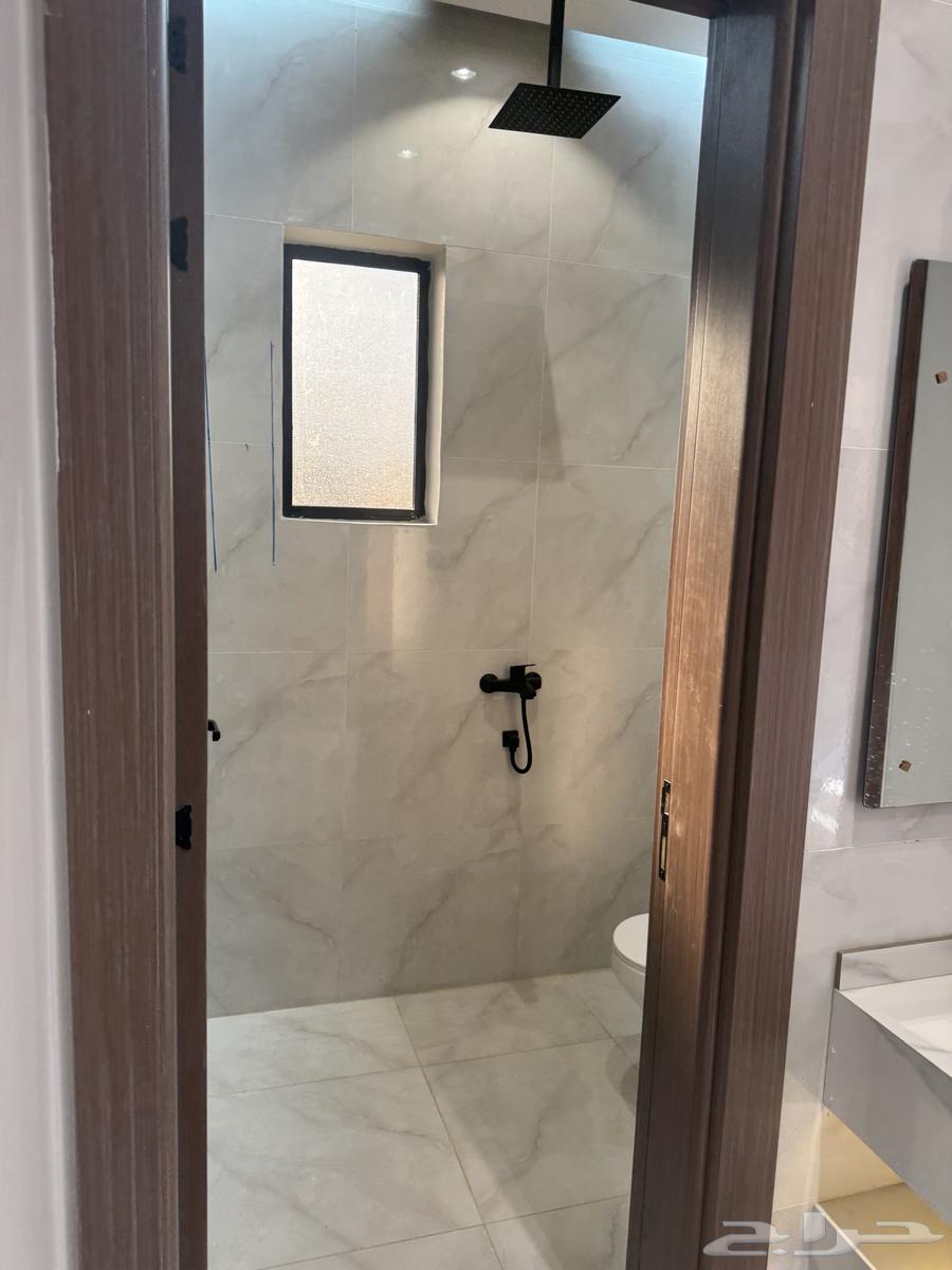 5 bedroom apartment in King Fahd 7