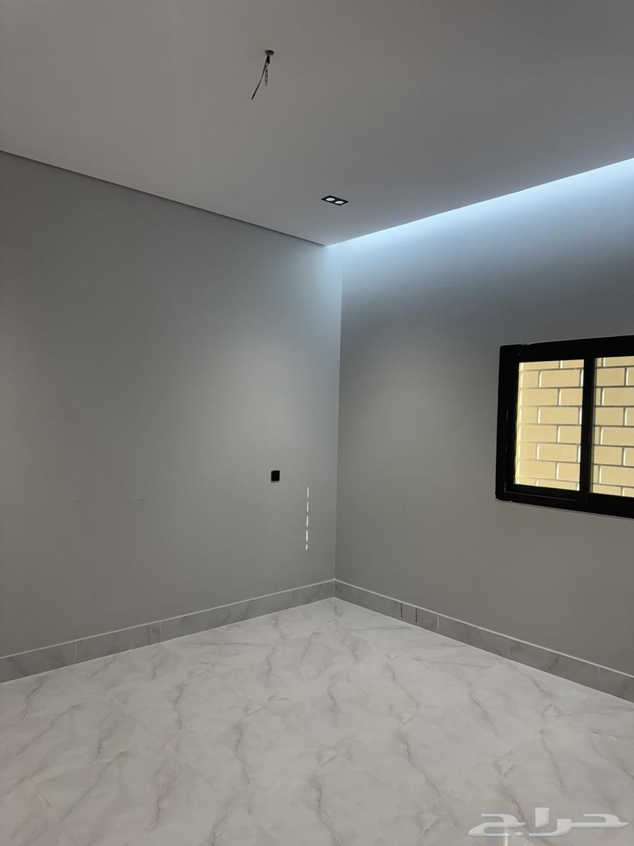 5 bedroom apartment in King Fahd 8