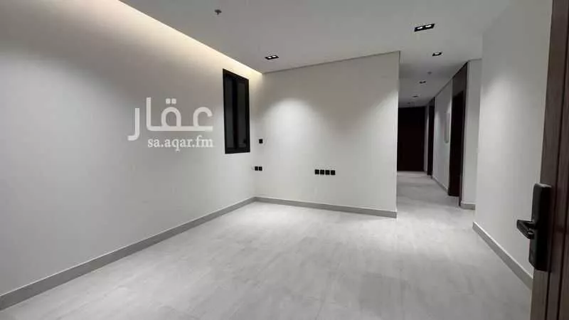 شقة 3 غرف في العارض 8