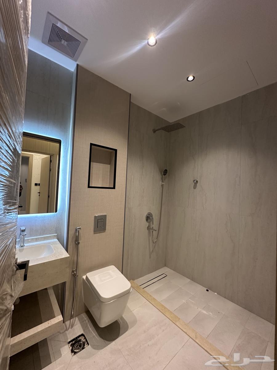6 bedroom apartment in Al Difa, Madinah 9