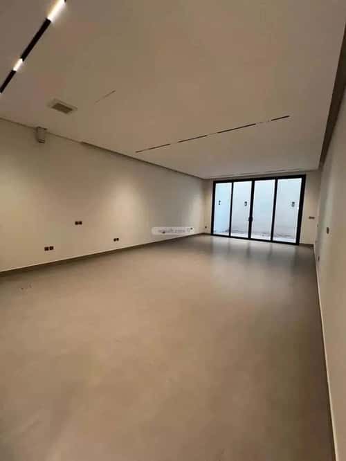 4 bedroom villa in Al Safaa, Riyadh 9
