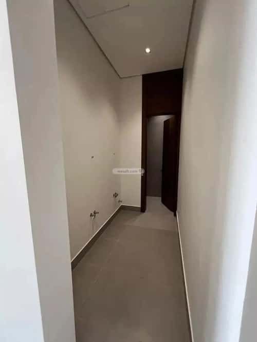 4 bedroom villa in Al Safaa, Riyadh 13