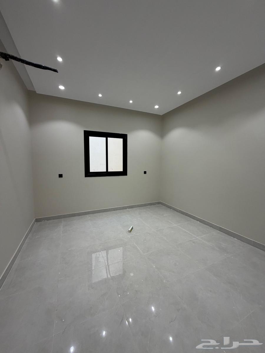 5 bedroom apartment in Warqan 5