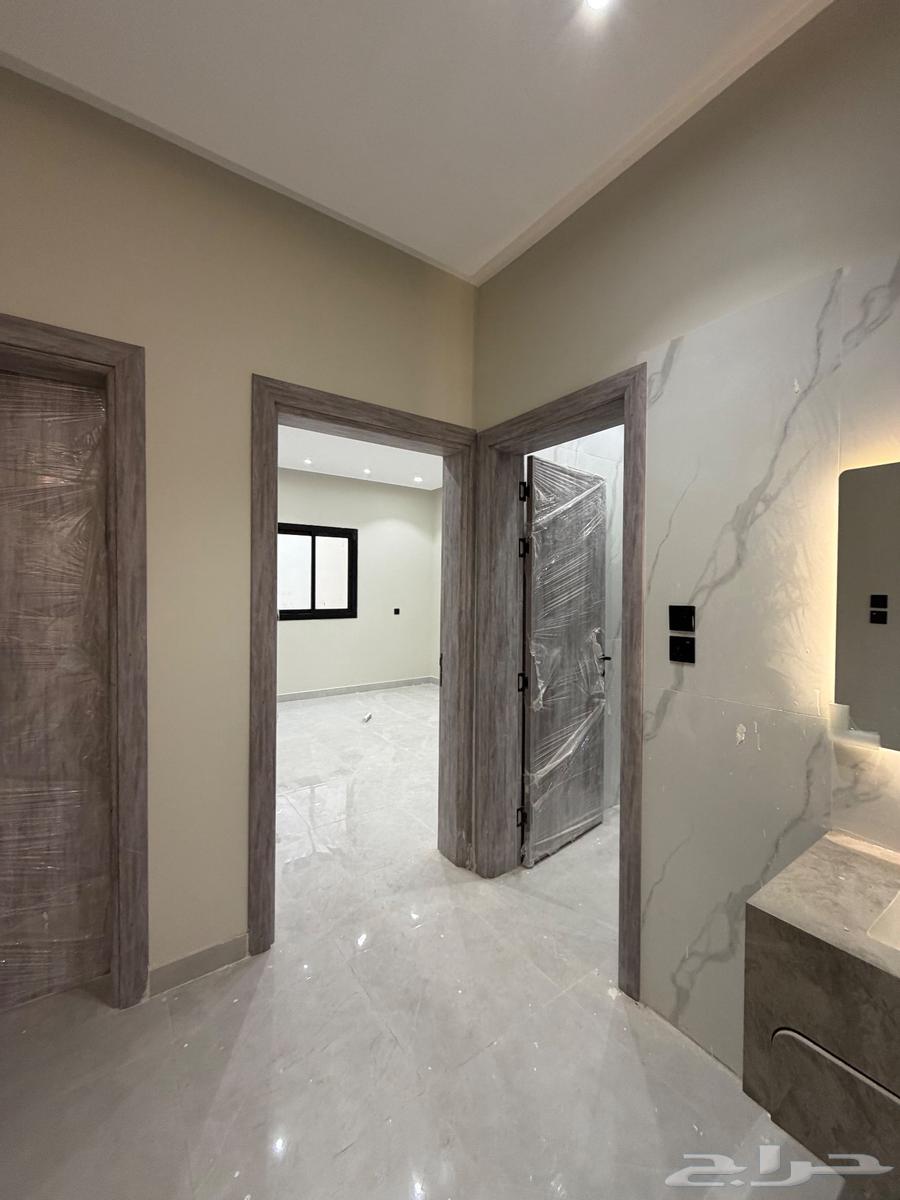 5 bedroom apartment in Warqan 8
