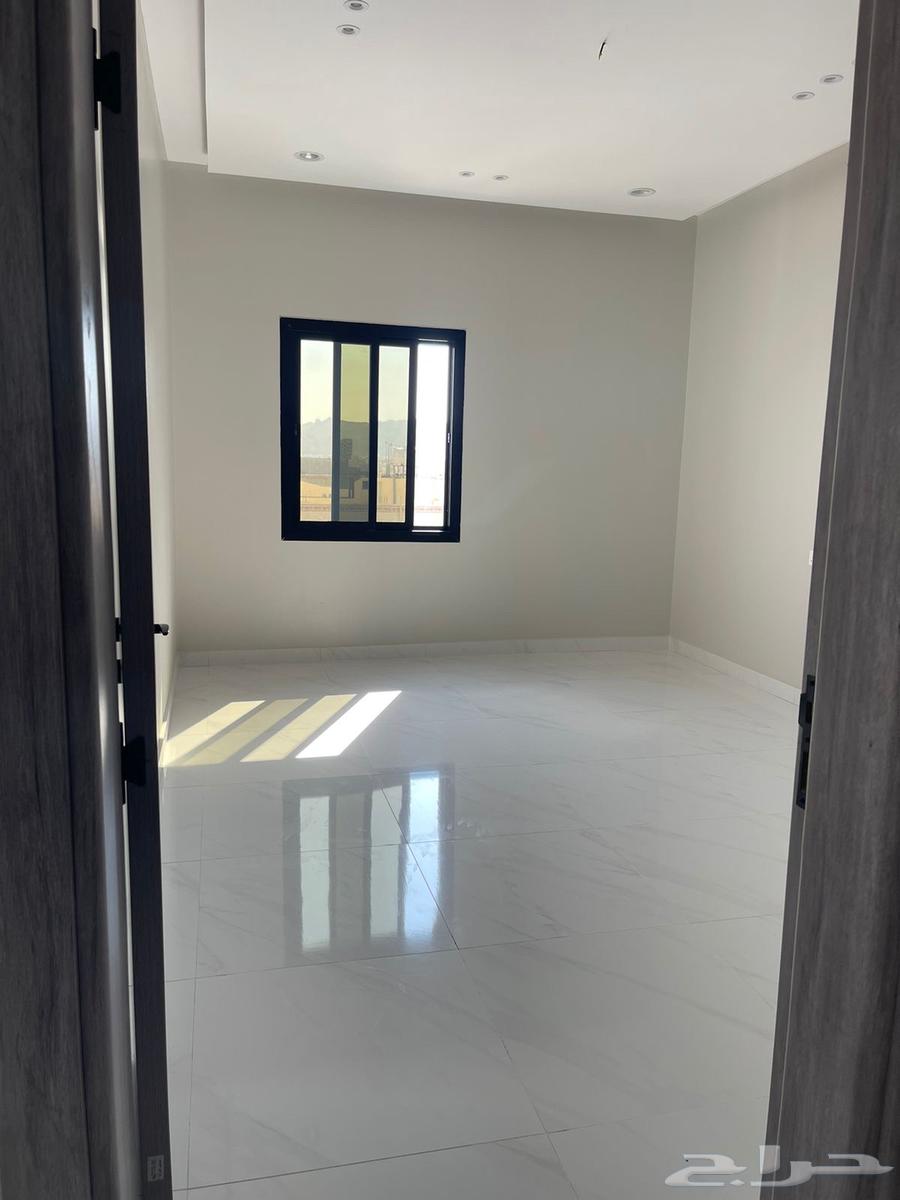 4 bedroom apartment in Warqan, Madinah 5