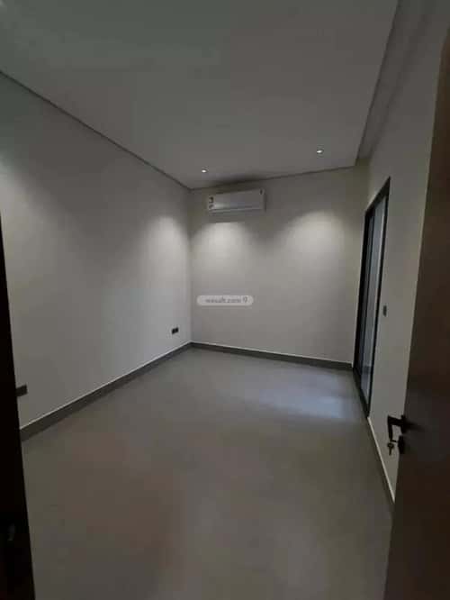 4 bedroom villa in Al Safaa, Riyadh 10