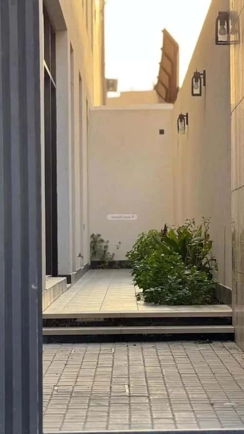 3 bedroom floor in Al Izdihar 5