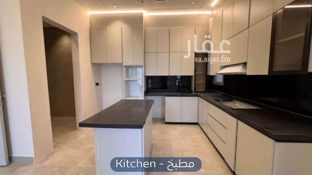 4 bedroom apartment in Al Yarmouk 6