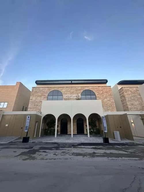 3 bedroom floor in Al Malqa 5