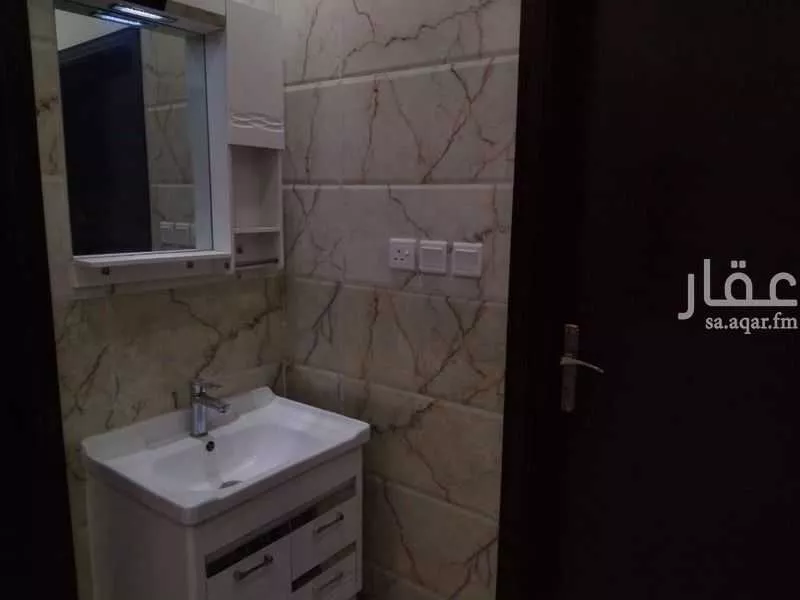 4 bedroom floor in Al Qairawan 13