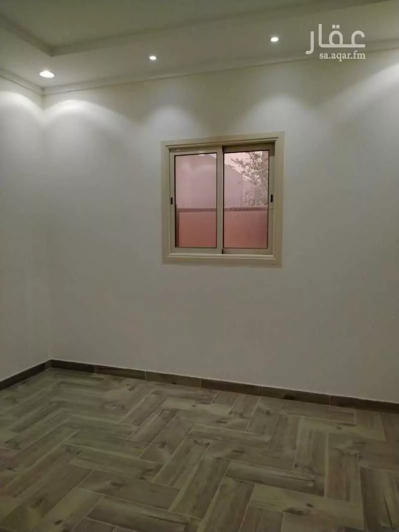4 bedroom floor in Al Qairawan 9