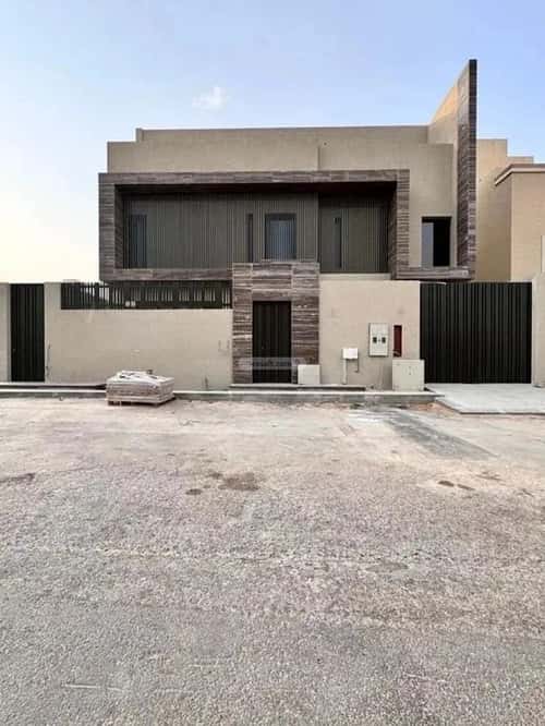 5 bedroom villa in Al Malqa 4