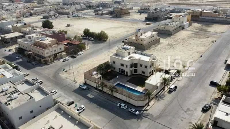 فيلا 9 غرف في الشراع 17