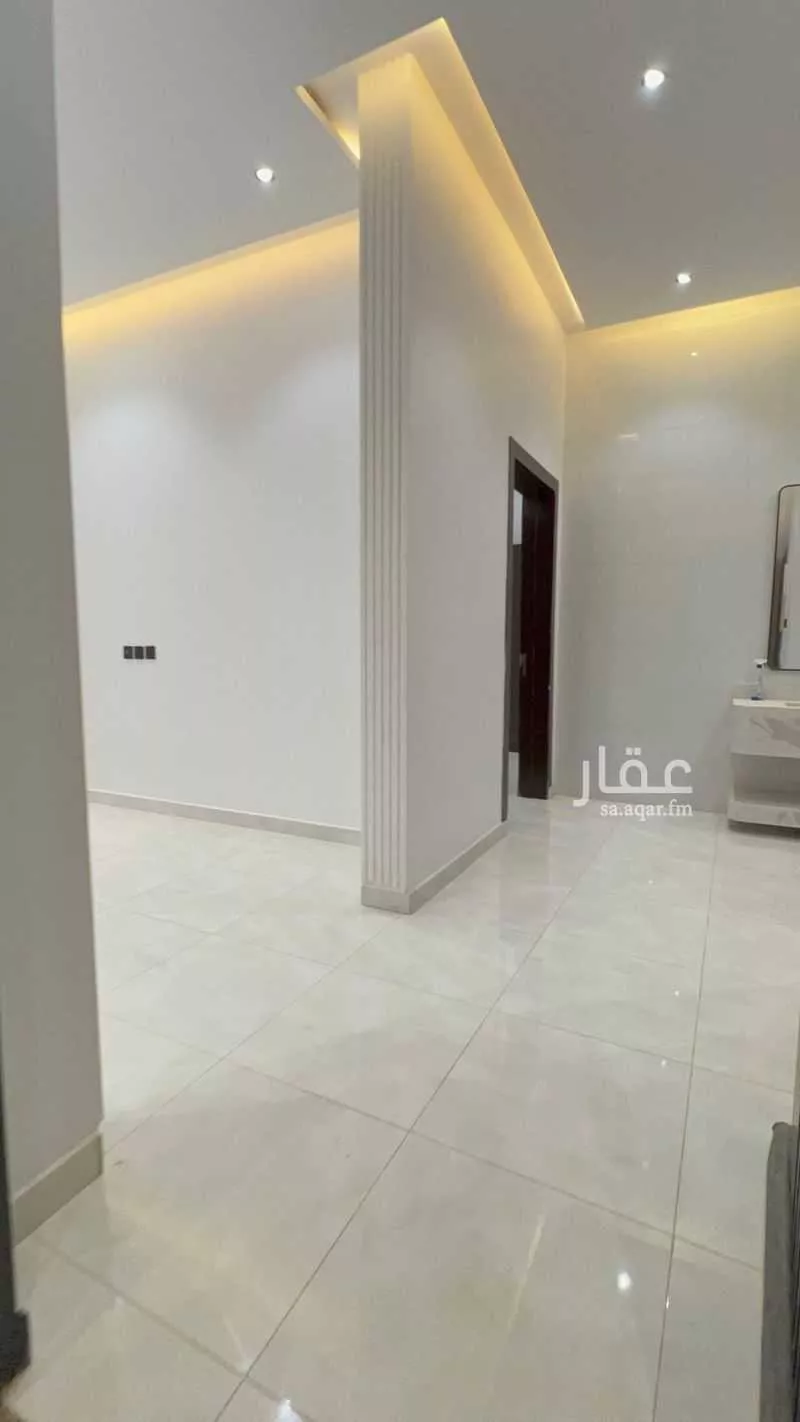 6 bedroom villa in Al Janadriyah 2