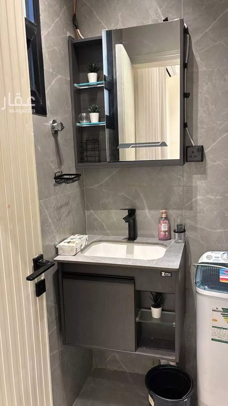 1 bedroom floor in Al Aqiq 5