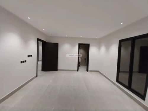 3 bedroom floor in Tuwaiq 8