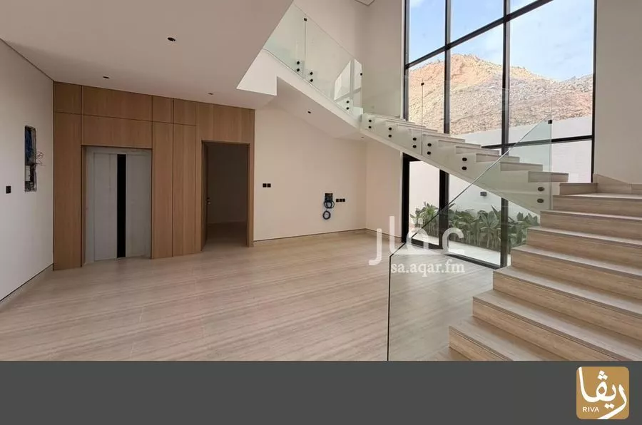 4 bedroom villa in Al Narjis 6