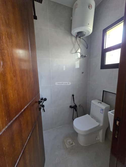 5 bedroom floor in Al Janadriyah 11