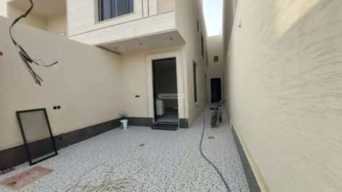 4 bedroom floor in Tuwaiq 3