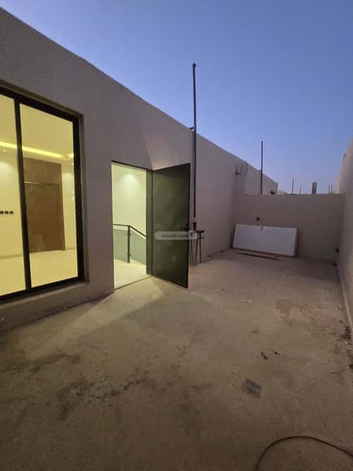 5 bedroom villa in Tuwaiq 4