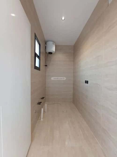 6 bedroom villa in Al Uraija Al Gharbi 3