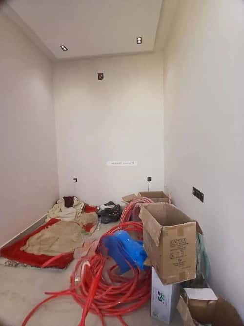 فيلا 6 غرف في طويق 9