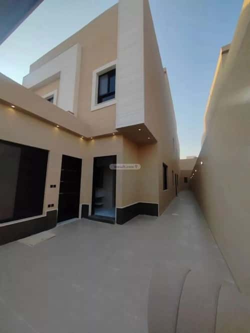 4 bedroom floor in Al Hazm 3