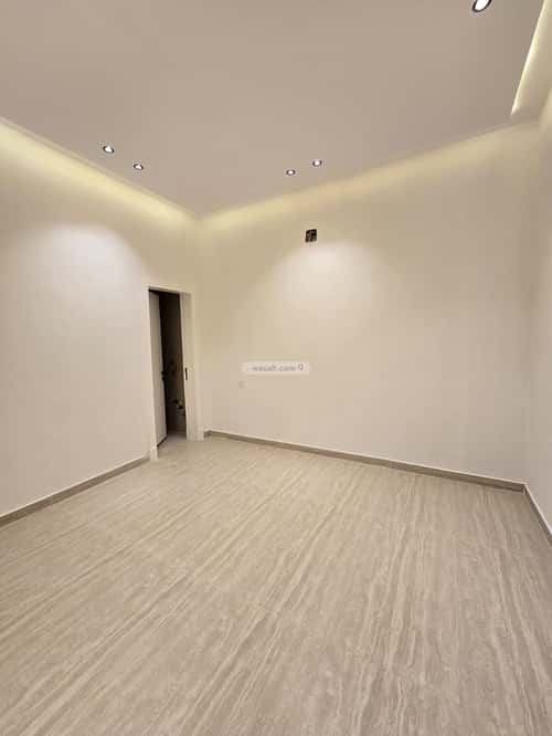 3 bedroom apartment in Al Hazm 4