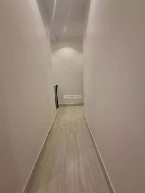 فيلا 6 غرف في المهدية 5