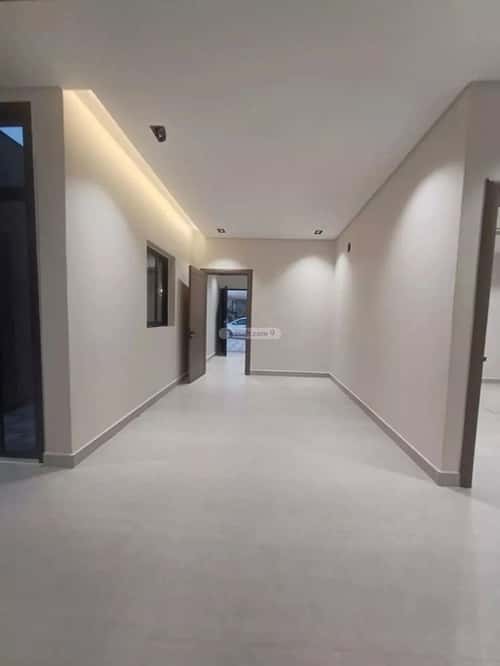 3 bedroom floor in As Suwaidi 9