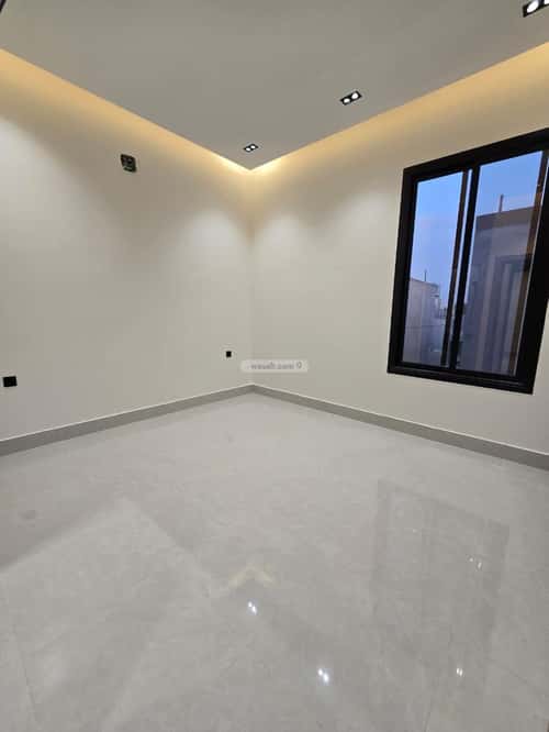 5 bedroom apartment in Al Maizilah 5