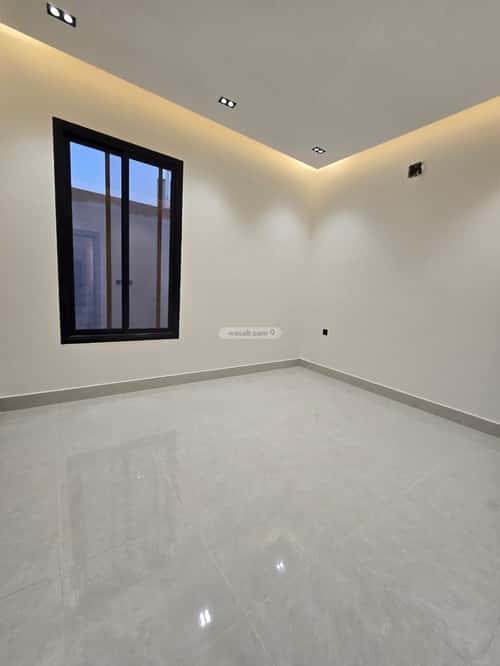 5 bedroom apartment in Al Maizilah 2