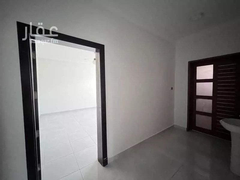 شقة 5 غرف في النرجس 3