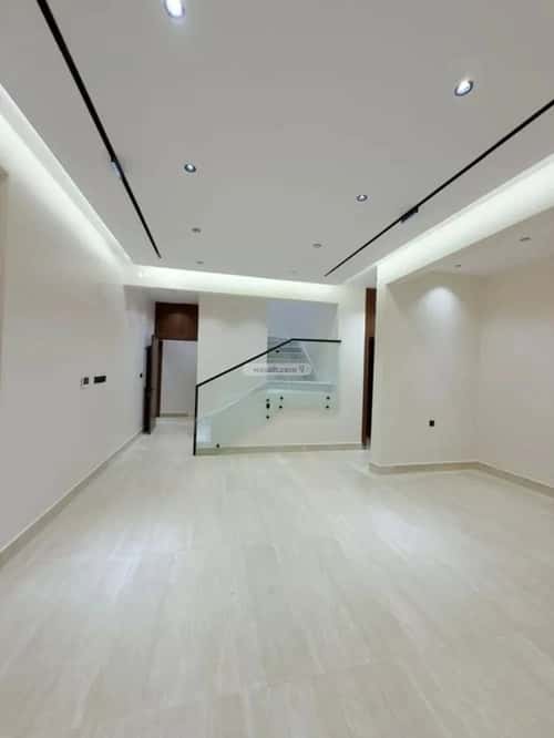 5 bedroom villa in Badr 8