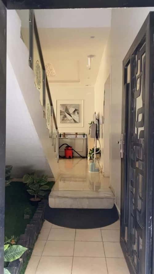 5 bedroom villa in Al Aziziyah 3